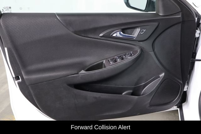 Used 2021 Chevrolet Malibu RS FWD image 18
