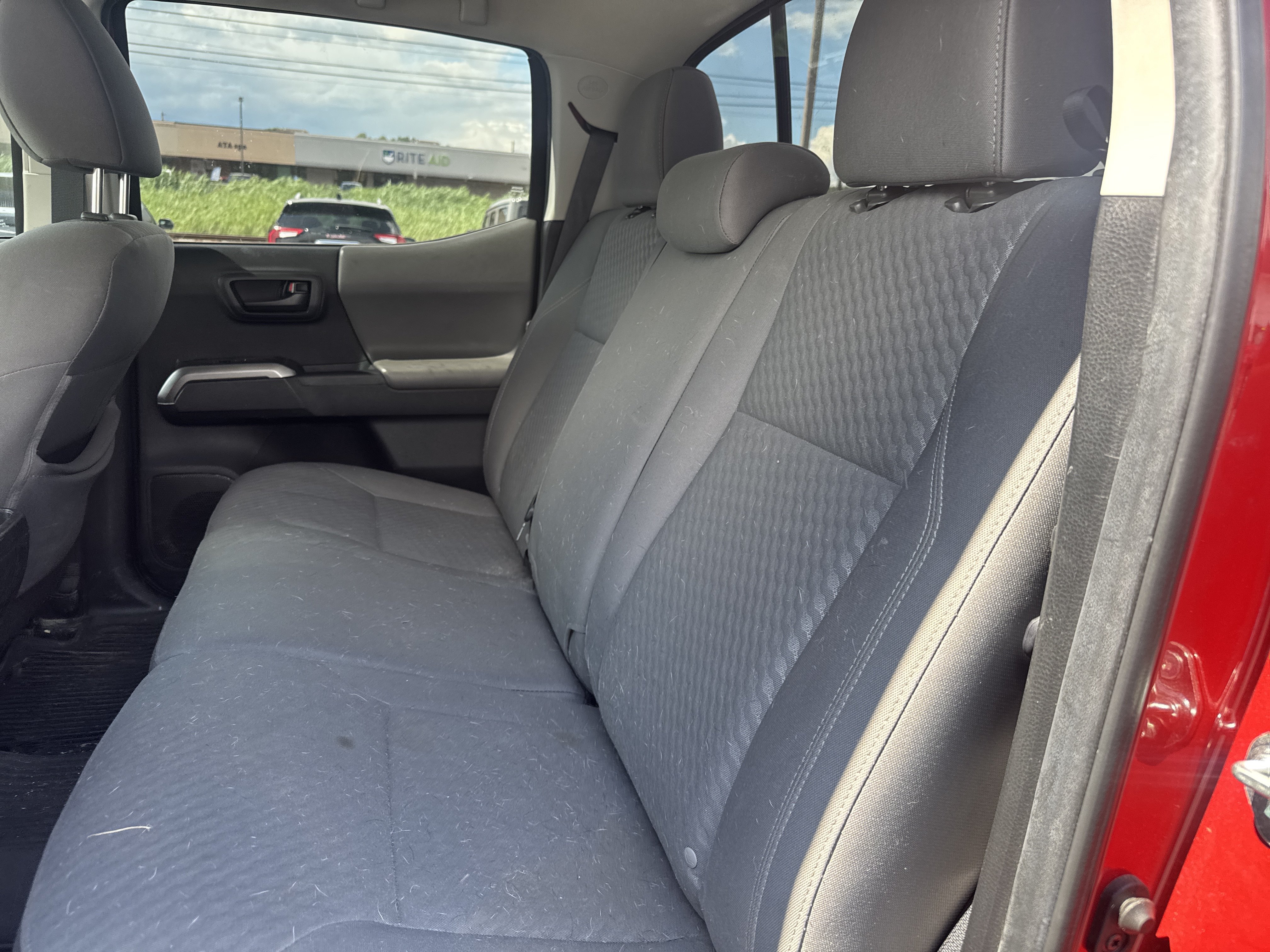 Used 2022 Toyota Tacoma SR5 w/ Technology Package AWD/4WD image 13
