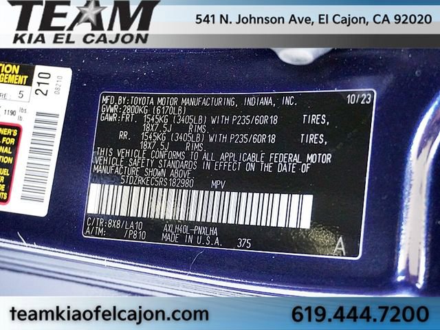 Used 2024 Toyota Sienna Limited image 35
