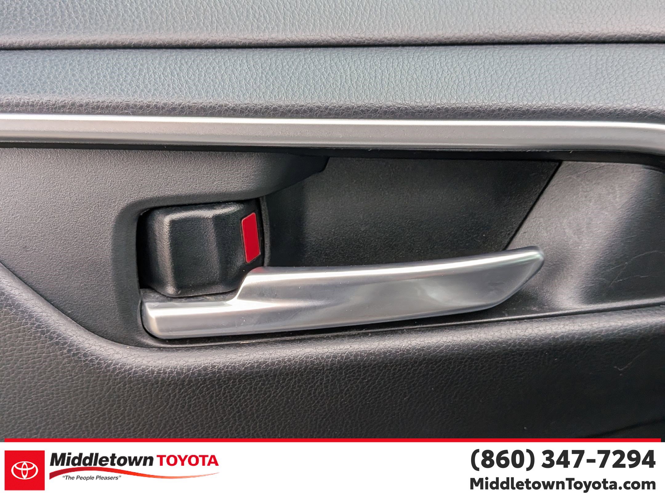 Certified 2025 Toyota RAV4 XLE AWD/4WD image 11