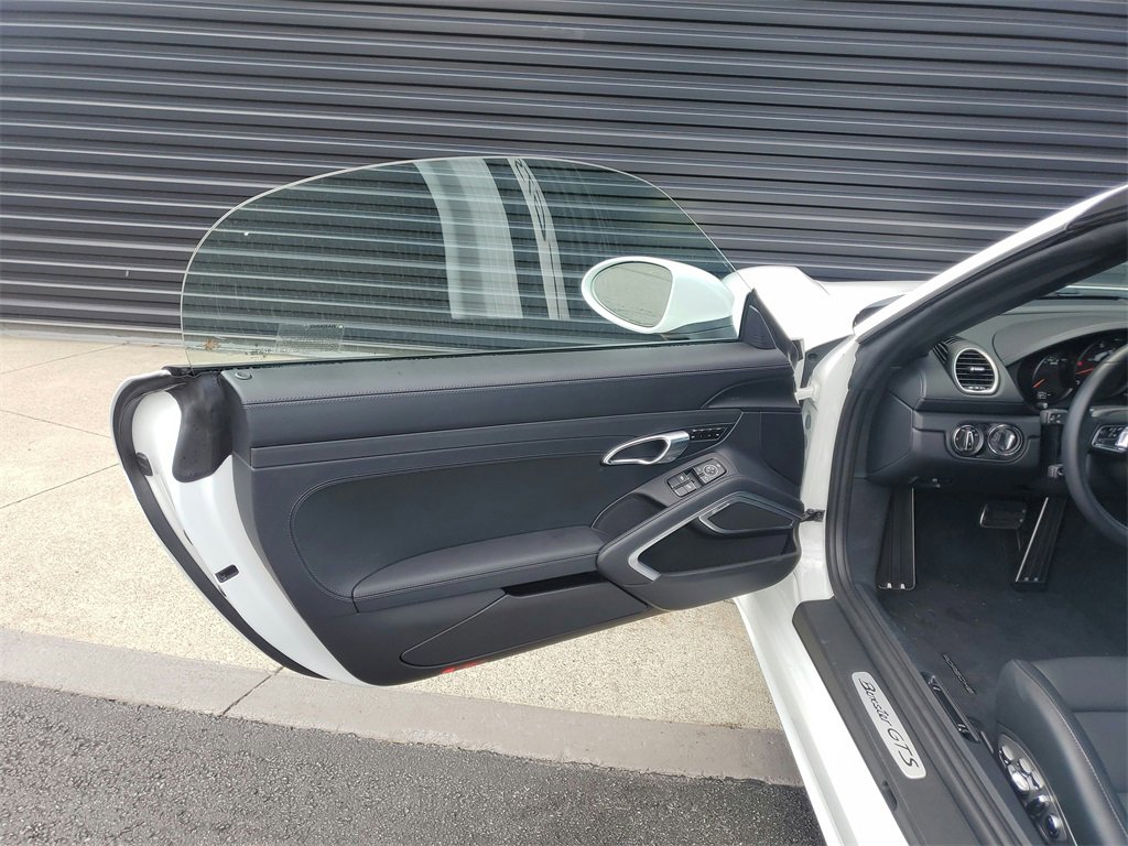 Used 2024 Porsche 718 Boxster GTS image 7