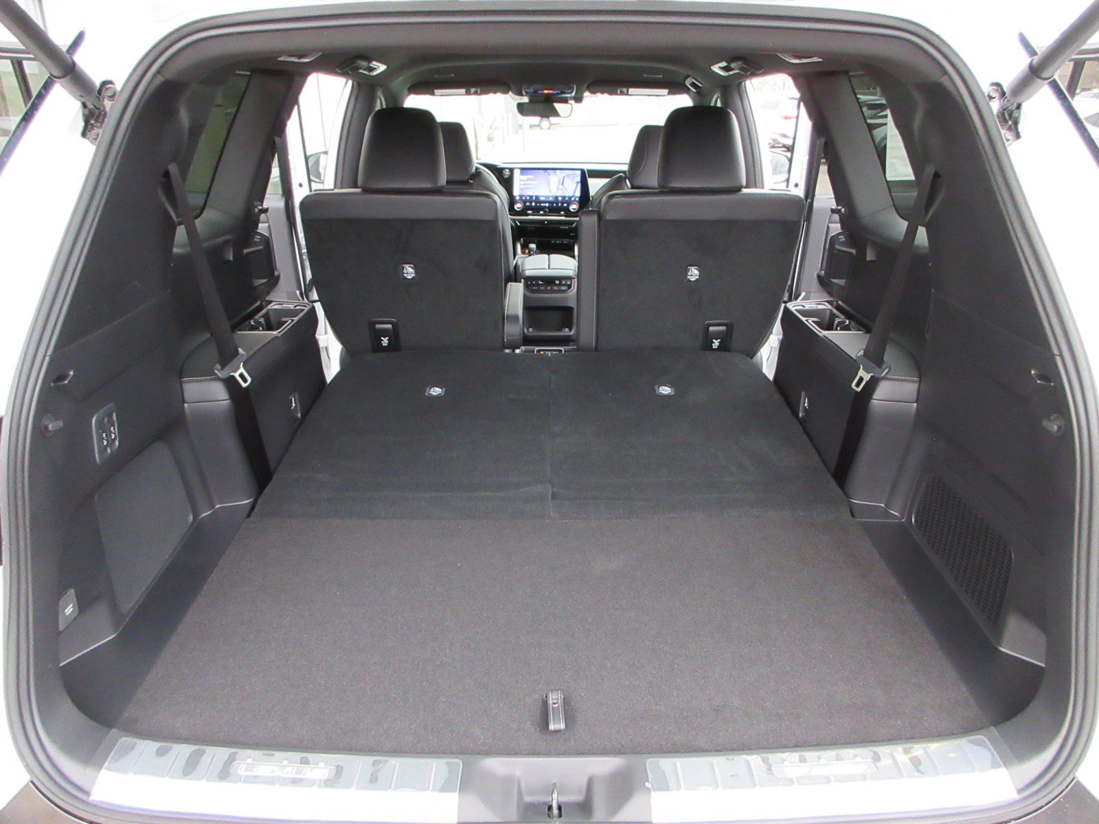 New 2026 Lexus TX 500h AWD image 56