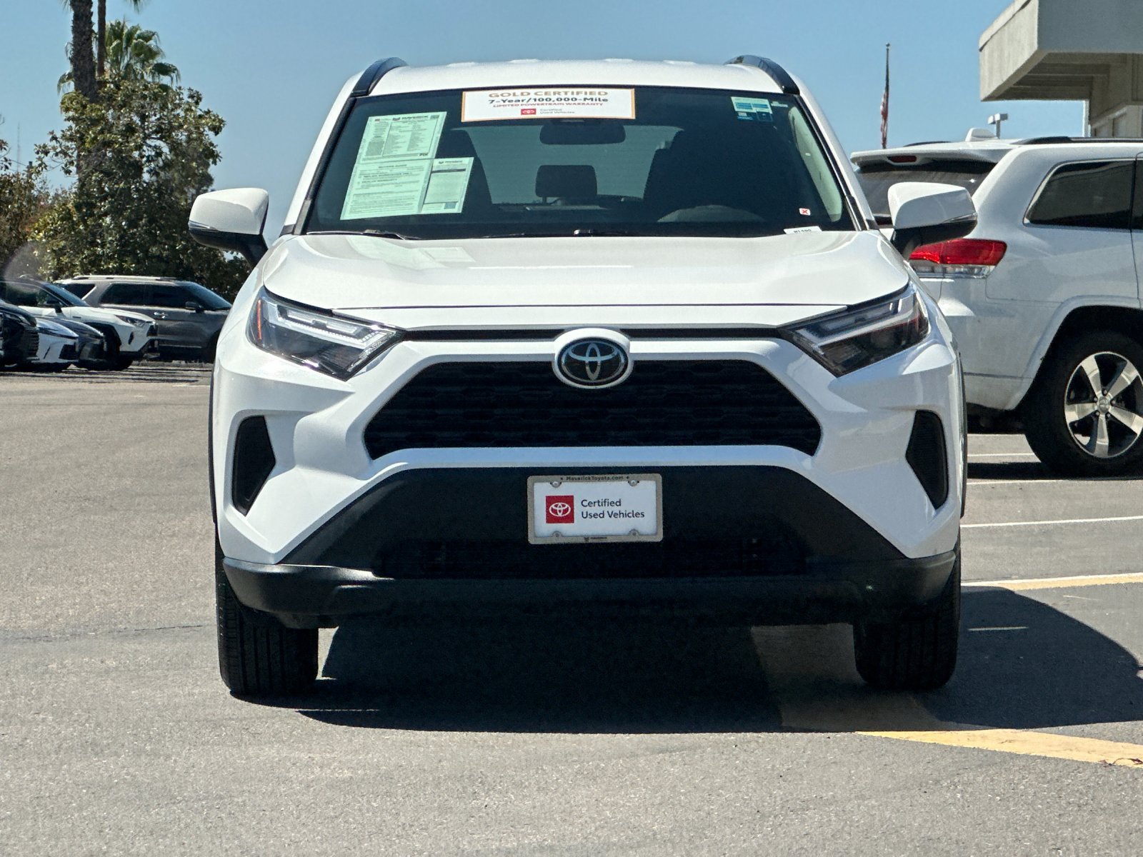 Used 2025 Toyota RAV4 XLE FWD image 7