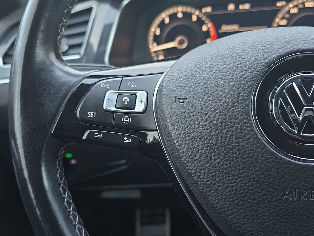 Used 2019 Volkswagen Tiguan S image 17