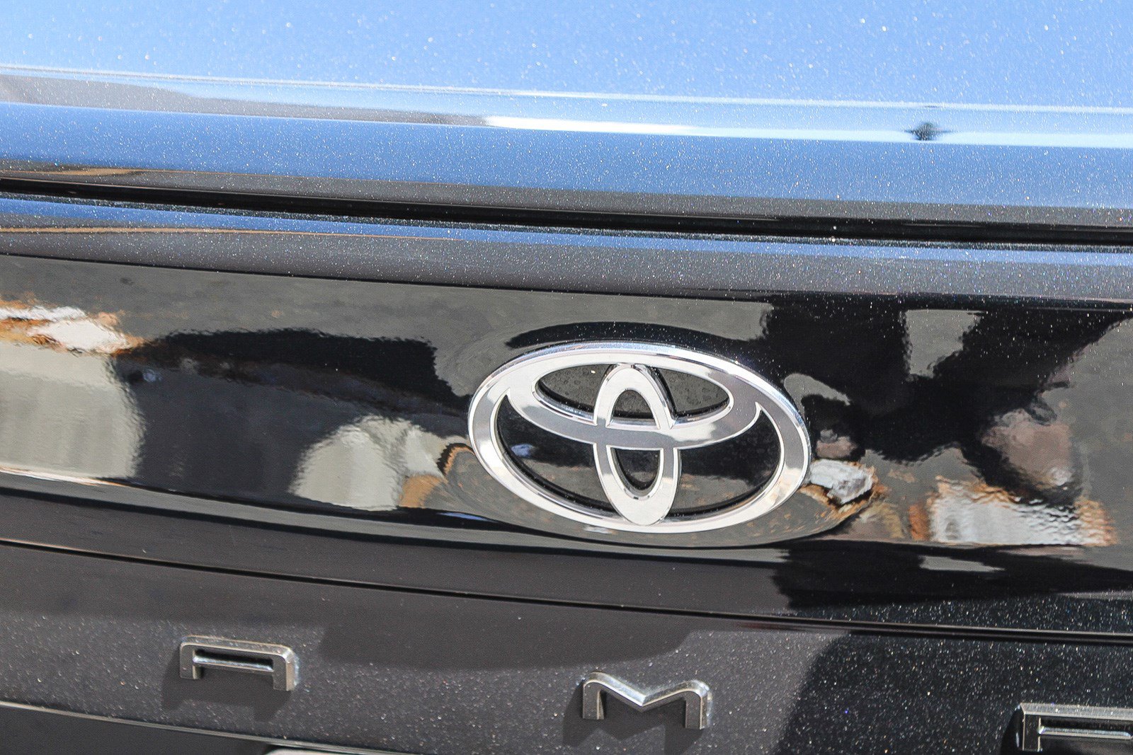 Certified 2025 Toyota Camry SE FWD image 17