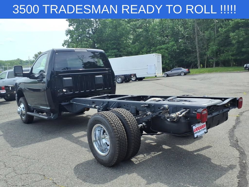 New 2026 RAM 3500 Tradesman w/ Chrome Appearance Group A AWD/4WD image 4