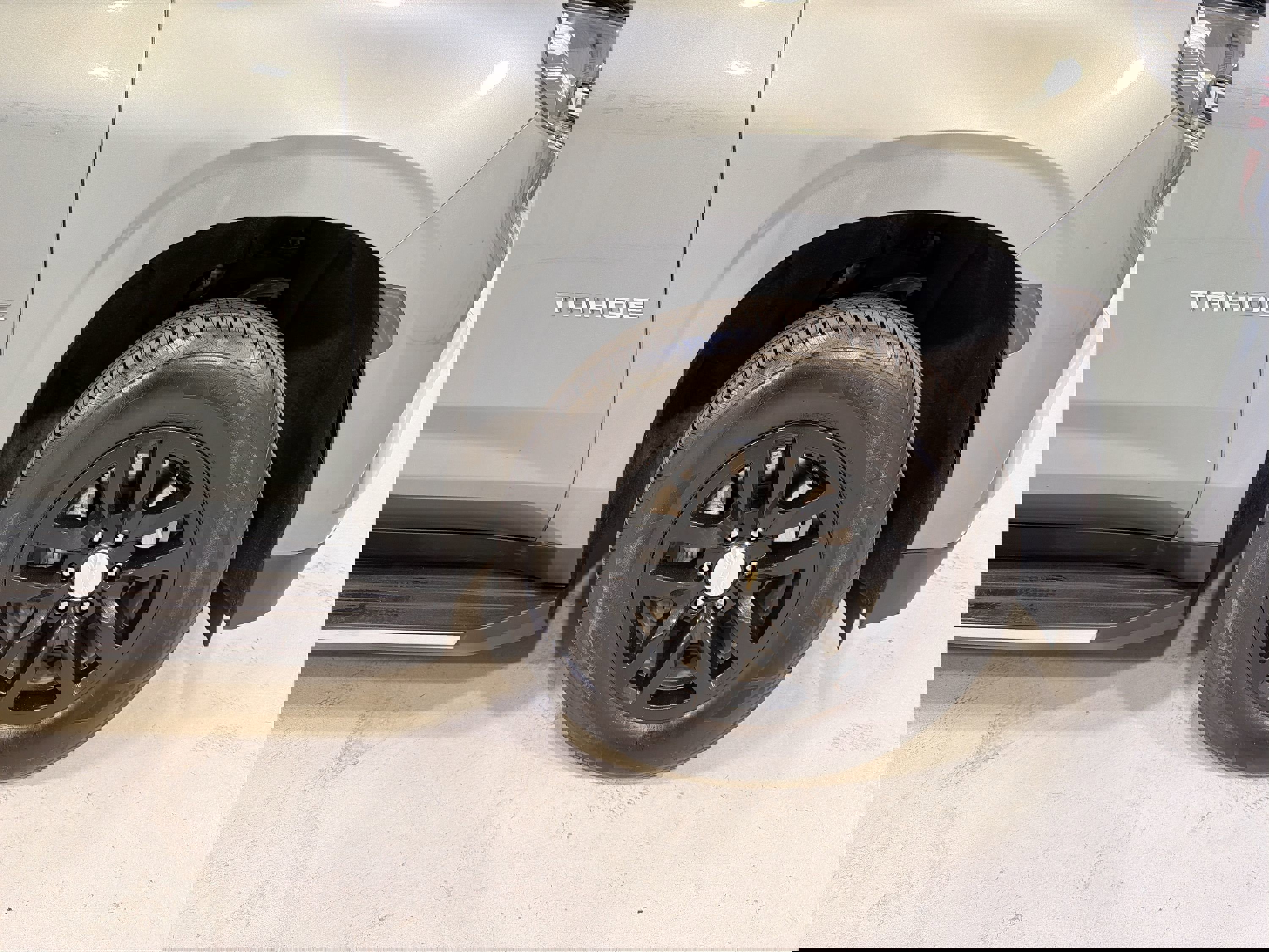 Used 2024 Chevrolet Tahoe LT image 30