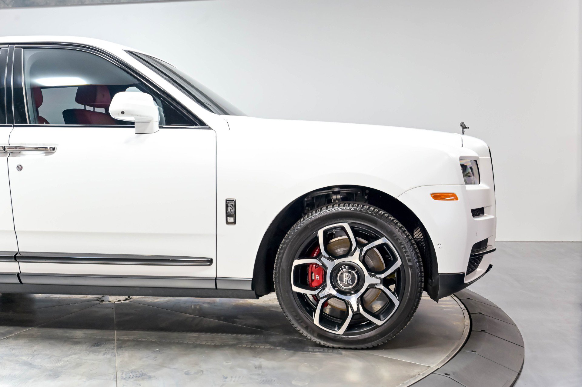 Used 2021 Rolls-Royce Cullinan Black Badge AWD/4WD image 20