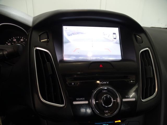 Used 2018 Ford Focus SEL image 11