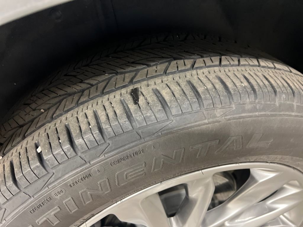 Certified 2023 Buick Enclave Avenir w/ Avenir Technology Package image 11