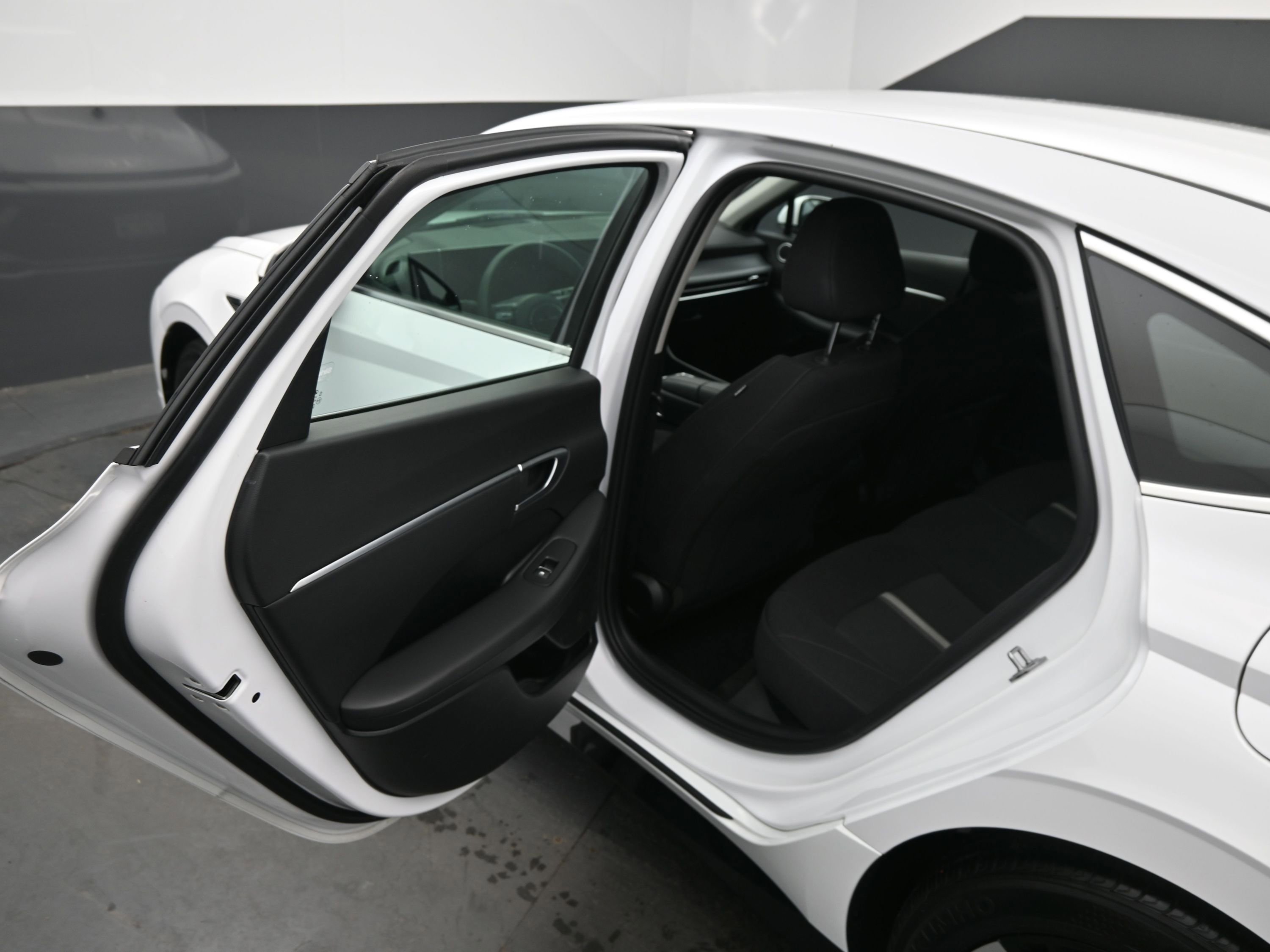 Used 2025 Hyundai Sonata SEL image 16