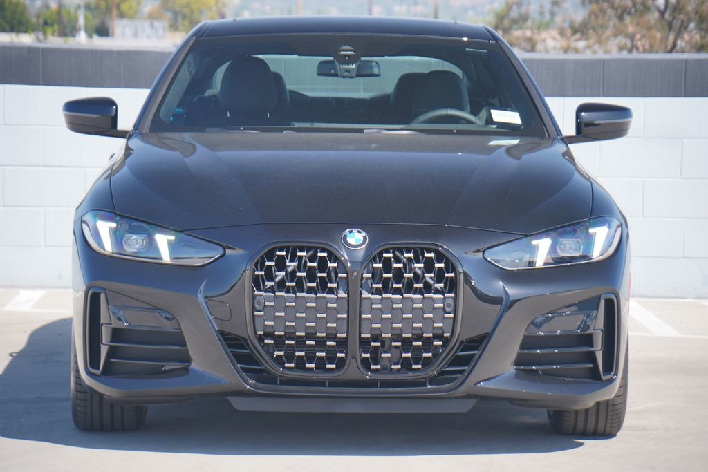 New 2026 BMW 430i Coupe w/ M Sport Package image 2