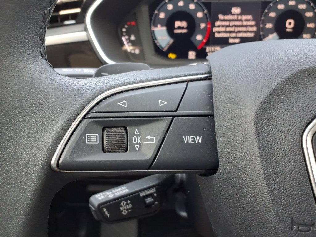 Used 2025 Audi Q3 2.0T Premium w/ Convenience Package AWD/4WD image 31