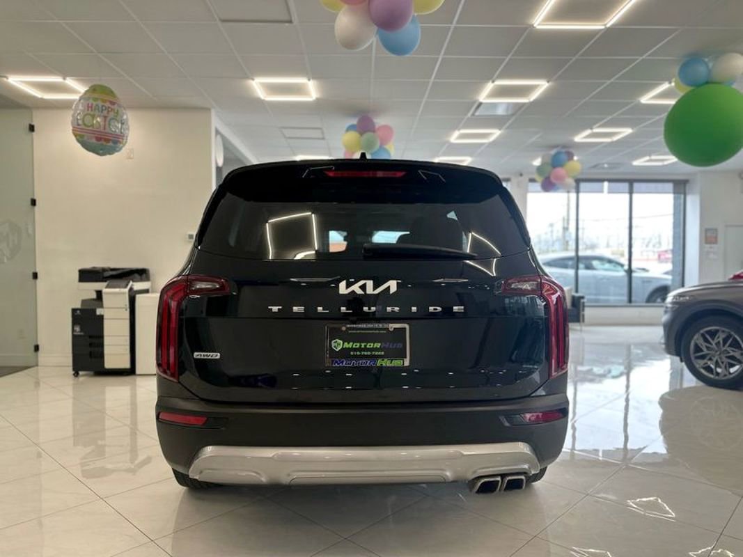 Used 2022 Kia Telluride EX image 11