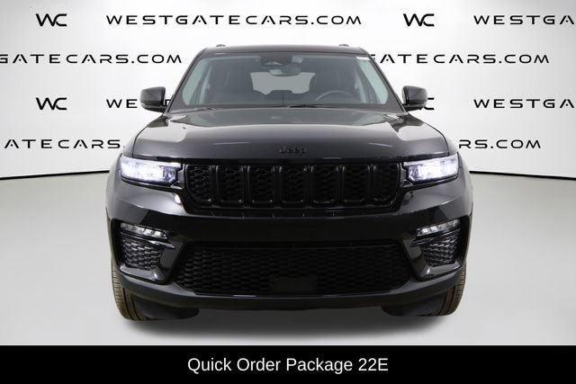 Used 2023 Jeep Grand Cherokee Limited w/ Black Appearance Package image 2
