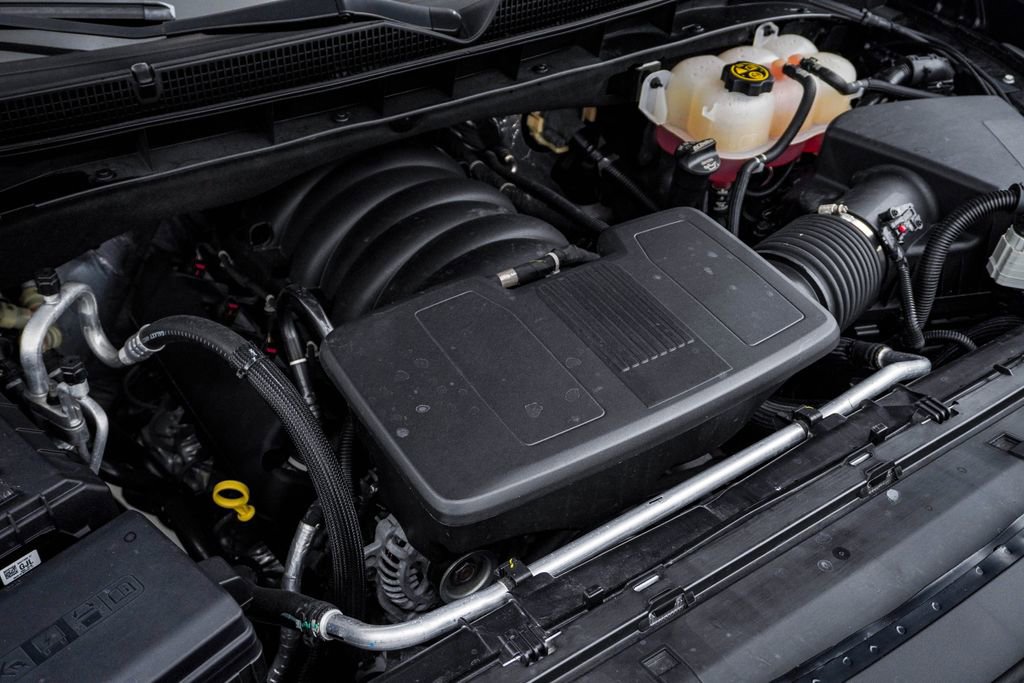 Used 2023 GMC Yukon XL Denali image 31