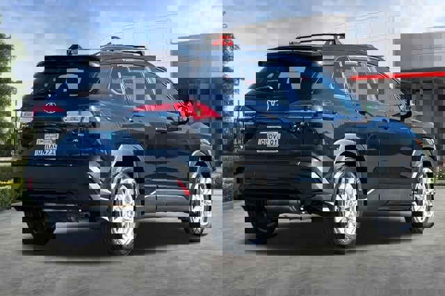 Certified 2023 Toyota Corolla Cross LE w/ Moonroof Package image 5