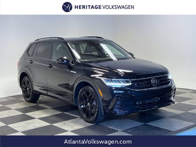 Certified 2022 Volkswagen Tiguan SE R-Line