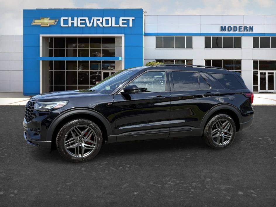 Used 2025 Ford Explorer ST-Line w/ ST-Line Street Pack AWD/4WD image 1