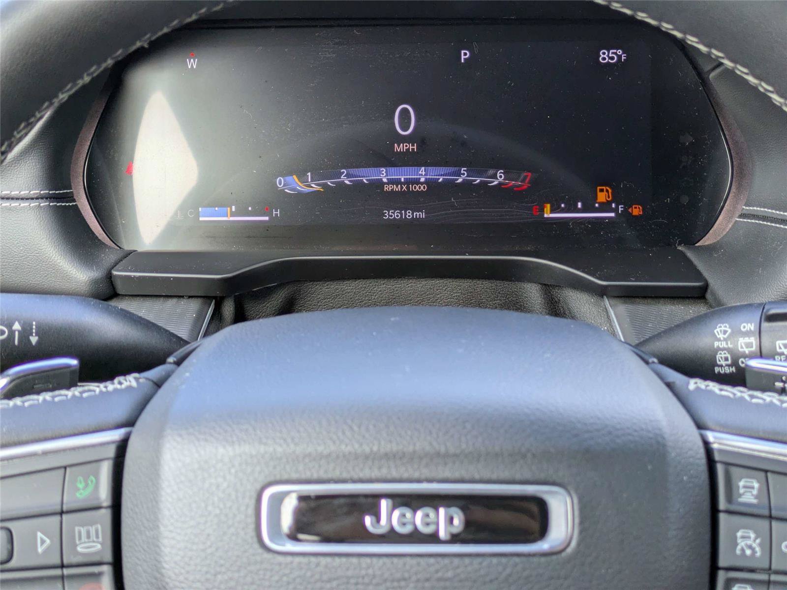 Certified 2024 Jeep Grand Cherokee L Altitude AWD/4WD image 31