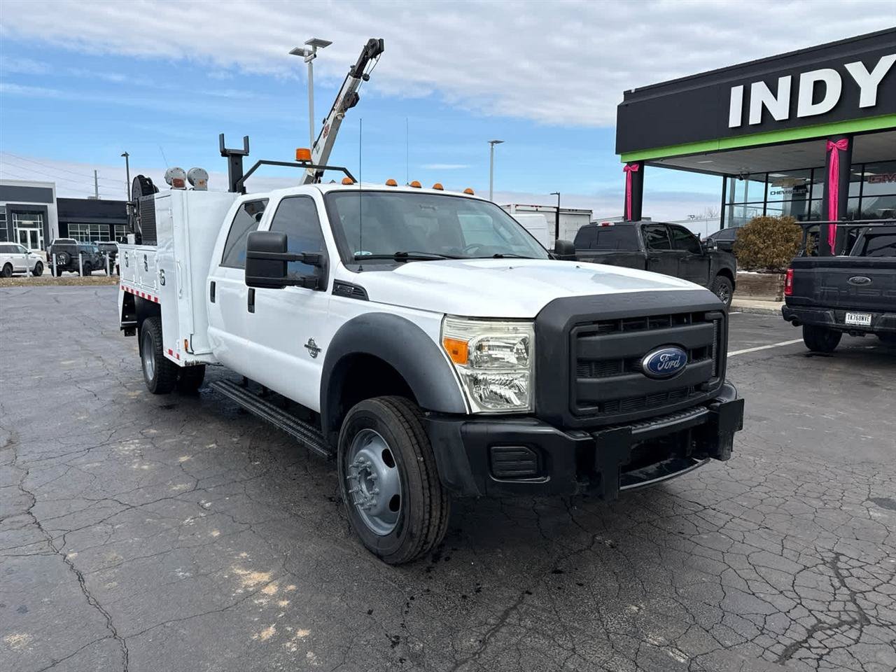 Used 2015 Ford F550 2WD Crew Cab Super Duty image 2
