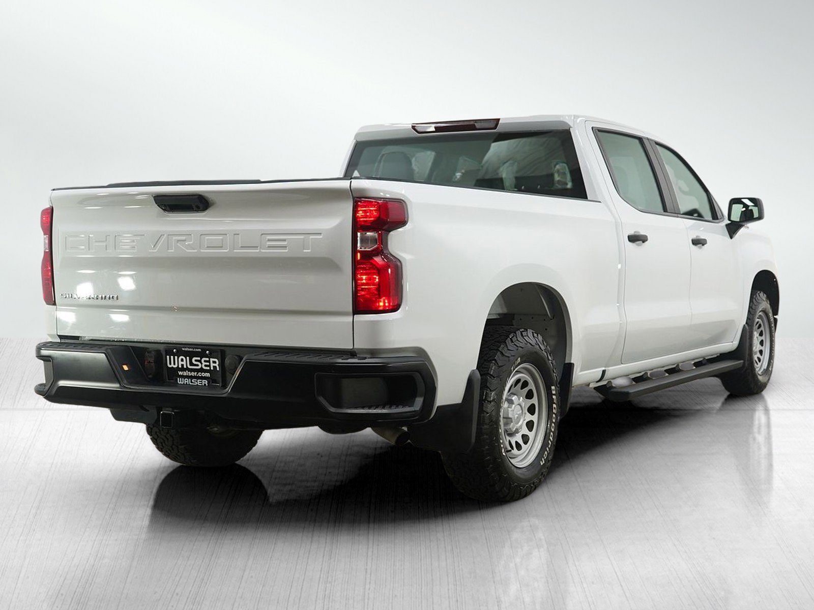 Used 2023 Chevrolet Silverado 1500 W/T w/ Z71 Off-Road Package image 5