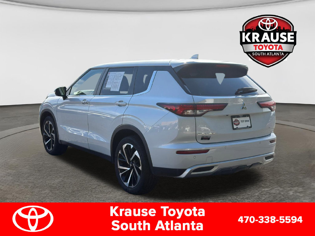 Used 2024 Mitsubishi Outlander SE FWD image 6