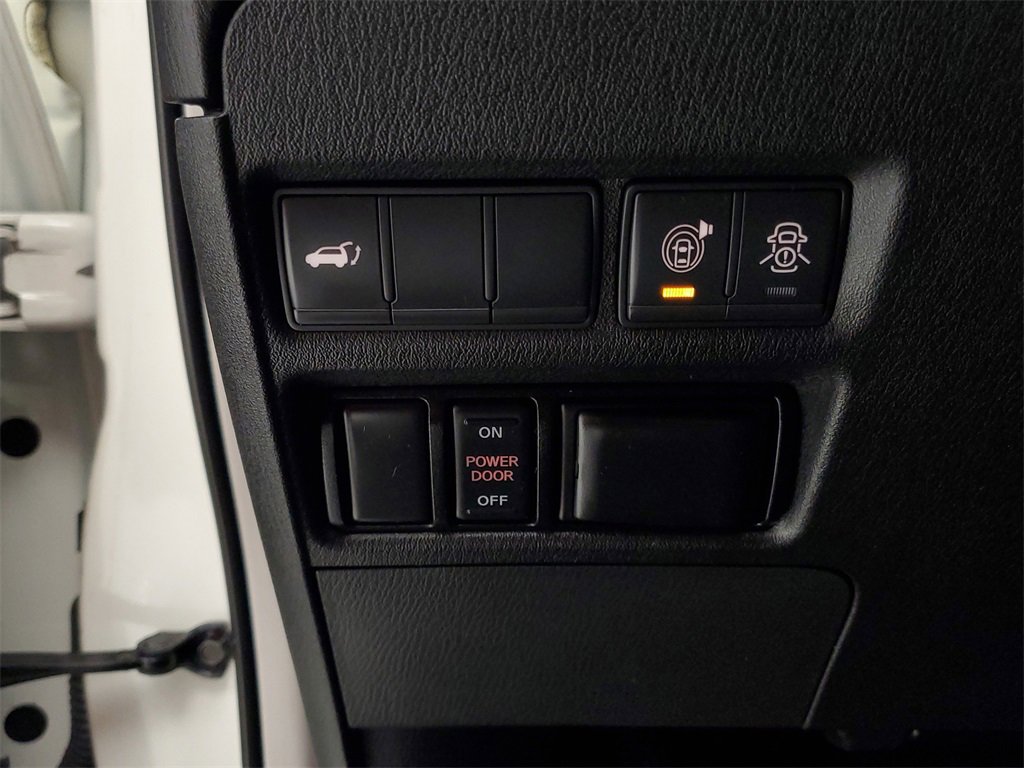 Used 2020 Nissan Armada SL w/ Premium Package image 13