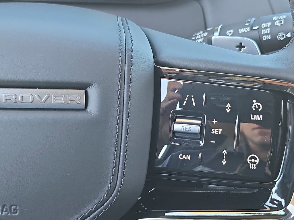 New 2026 Land Rover Range Rover Sport Dynamic SE AWD/4WD image 19