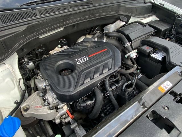 Used 2018 Hyundai Santa Fe Sport image 15