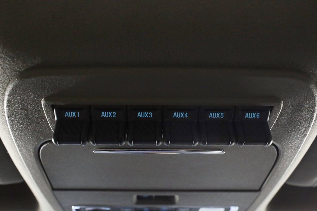 Used 2025 Ford F450 Platinum w/ Platinum Plus Package image 45