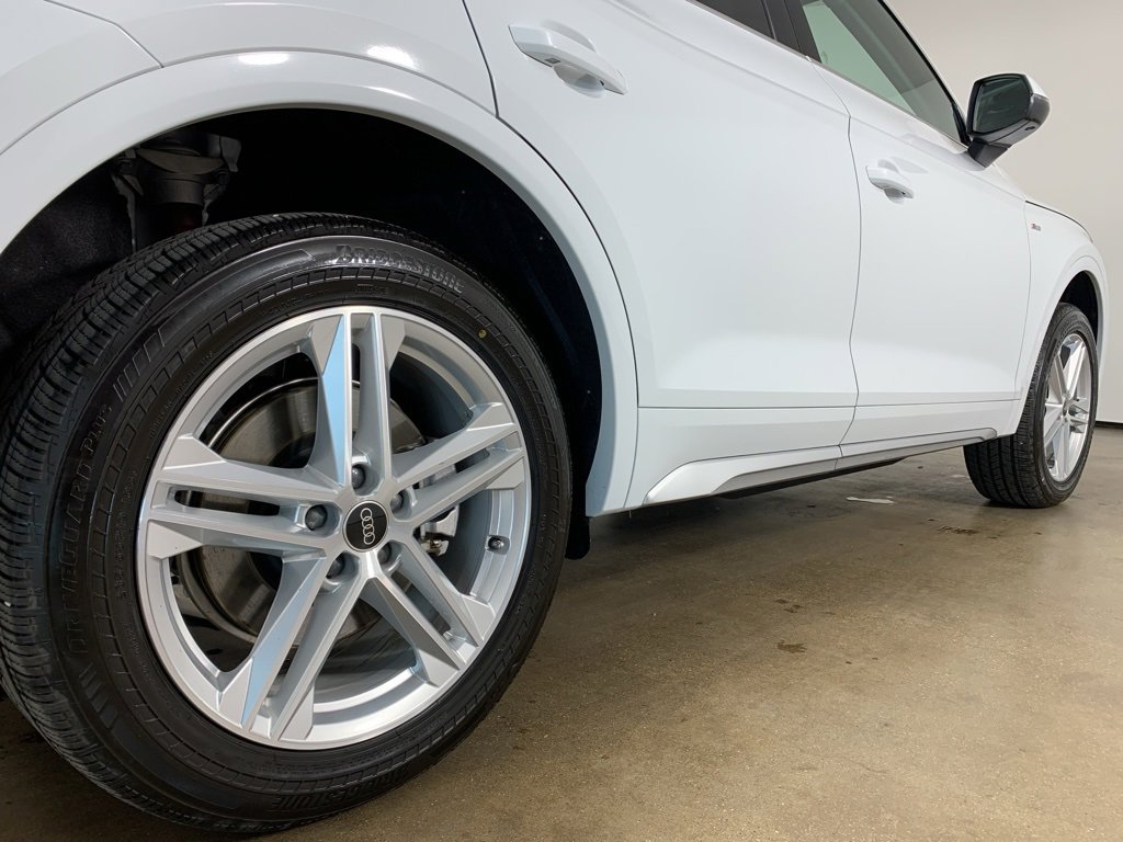 Used 2024 Audi Q5 e Premium Plus image 37