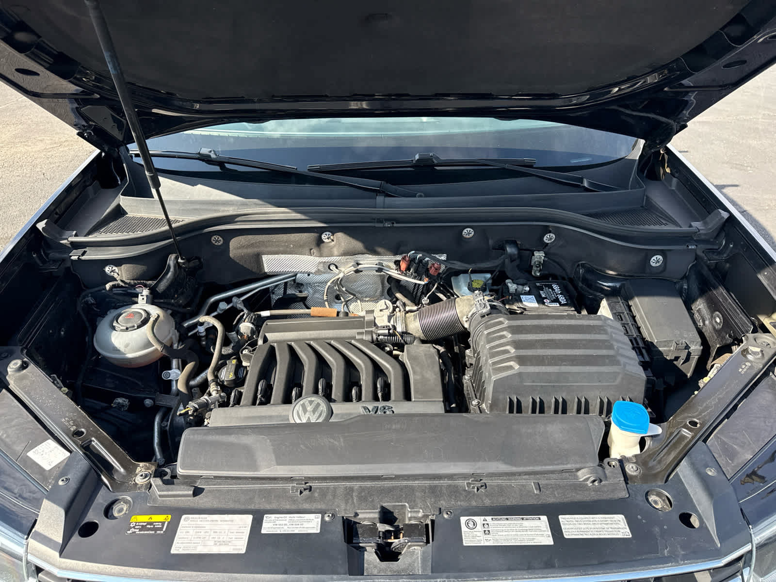 Used 2018 Volkswagen Atlas SE AWD/4WD image 25