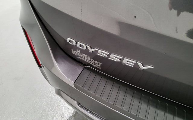 Used 2025 Honda Odyssey Elite image 39