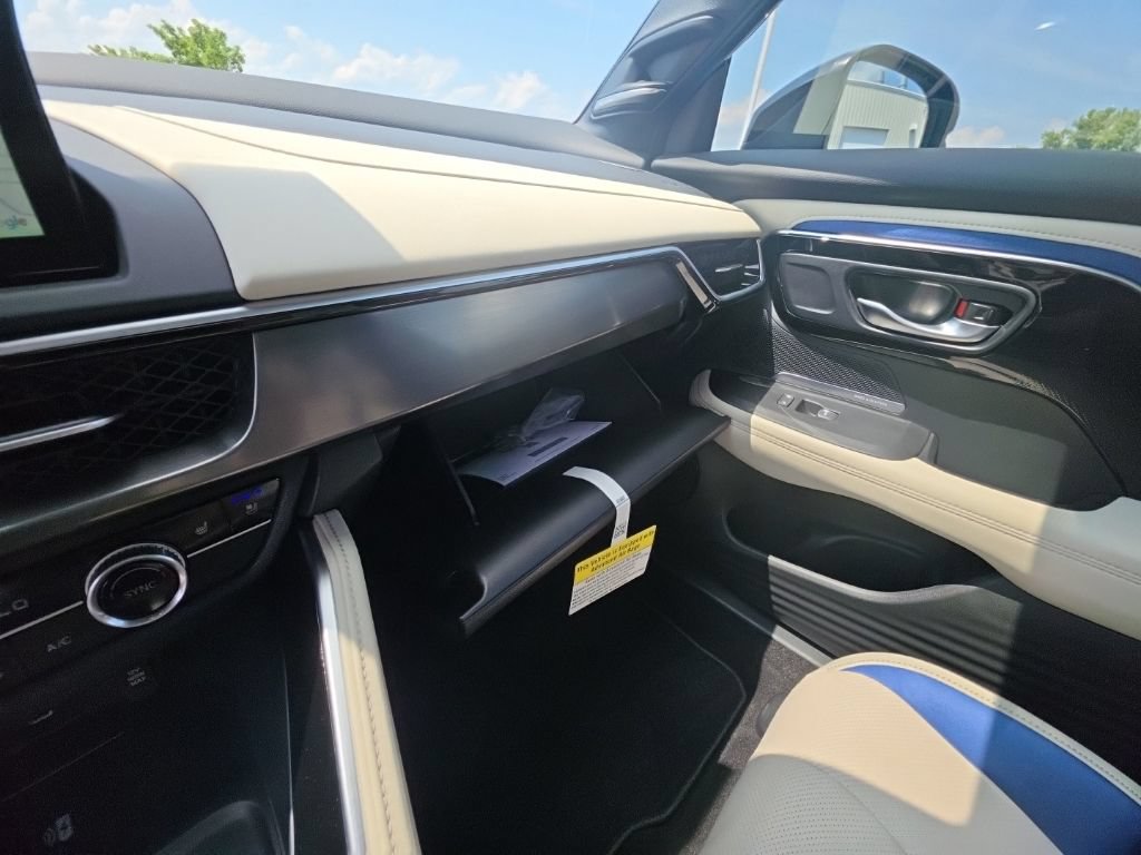 Certified 2026 Acura ADX A-Spec FWD image 23