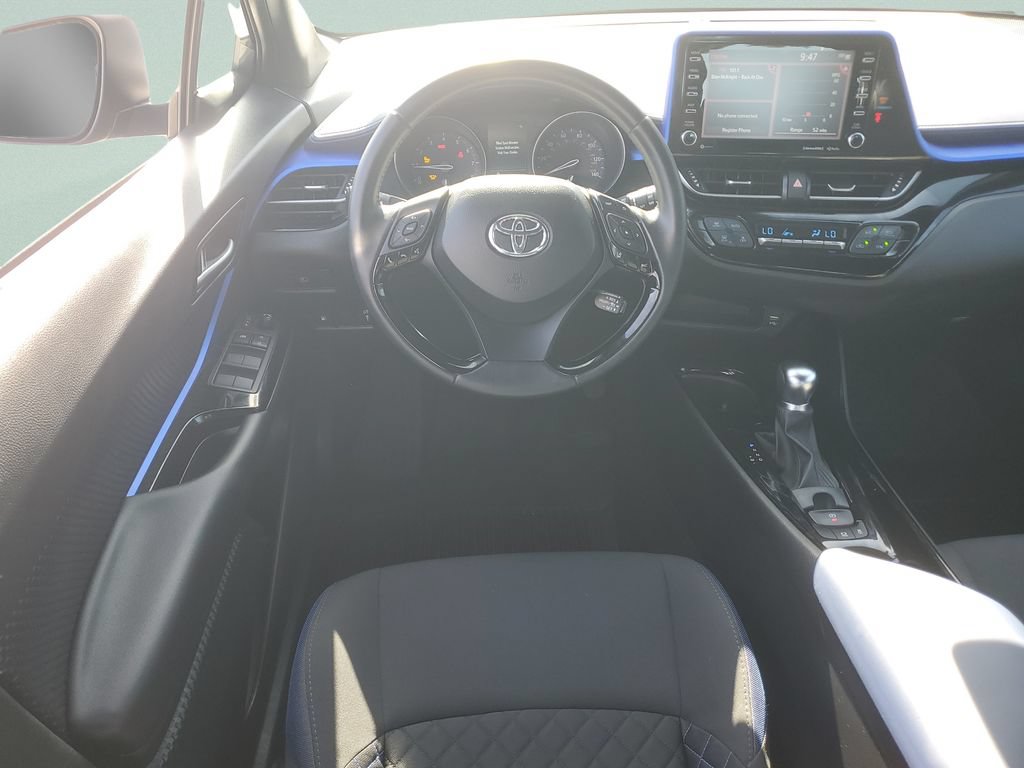 Used 2022 Toyota C-HR XLE FWD image 12