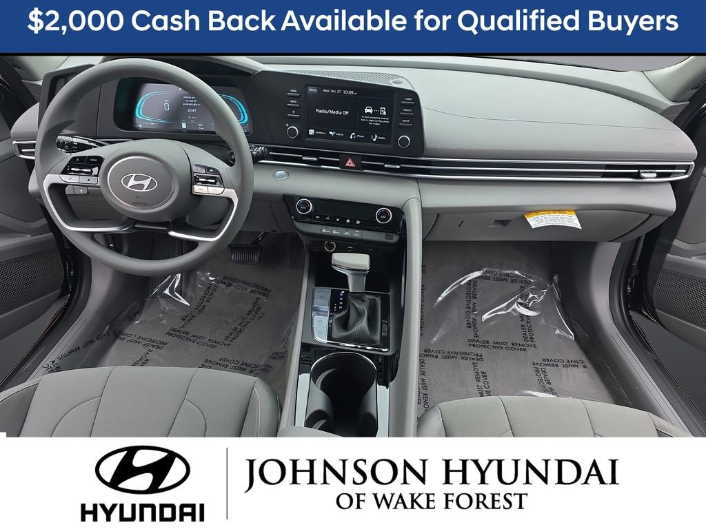 New 2026 Hyundai Elantra Blue image 17