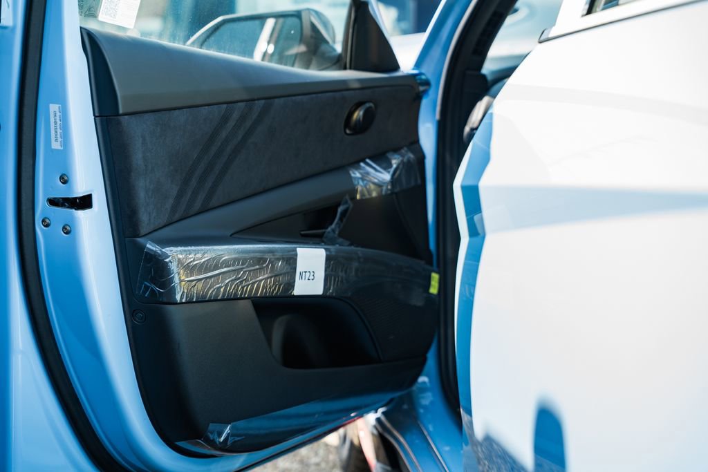 New 2025 Hyundai Elantra N Base image 31