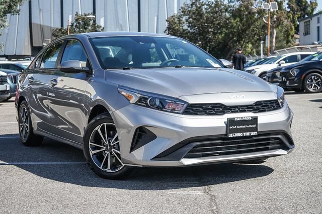 Certified 2023 Kia Forte LXS w/ LXS Technology Package FWD image 2