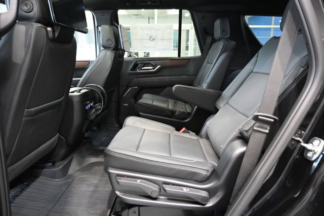 New 2026 GMC Yukon Denali w/ Denali Reserve Package image 13