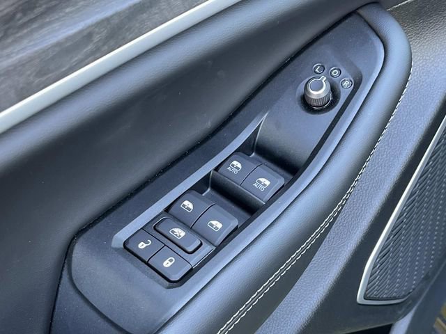 New 2026 Jeep Grand Cherokee L Limited w/ Limited Altitude Package AWD/4WD image 23