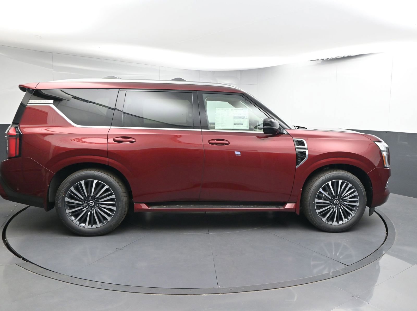 New 2025 Nissan Armada Platinum Reserve w/ Convenience Package RWD image 8