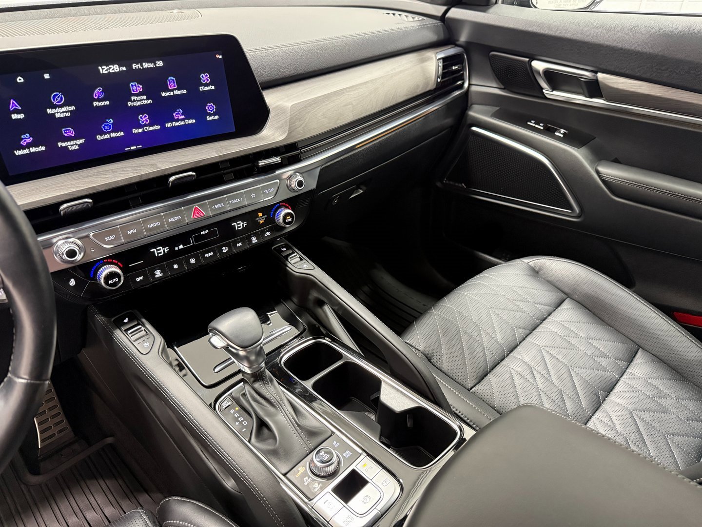Used 2025 Kia Telluride SX Prestige X-Line image 12