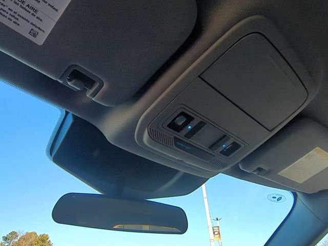 Used 2023 Ford Explorer XLT w/ Equipment Group 202A image 28