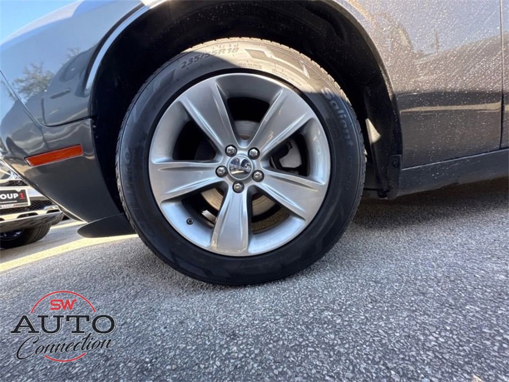 Used 2023 Dodge Challenger SXT image 12