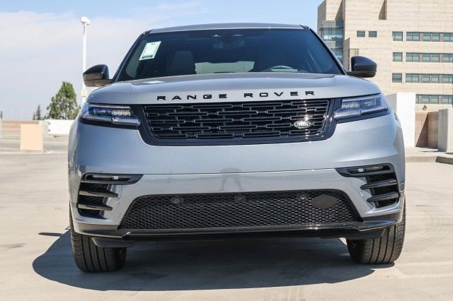 New 2026 Land Rover Range Rover Velar Dynamic SE image 2