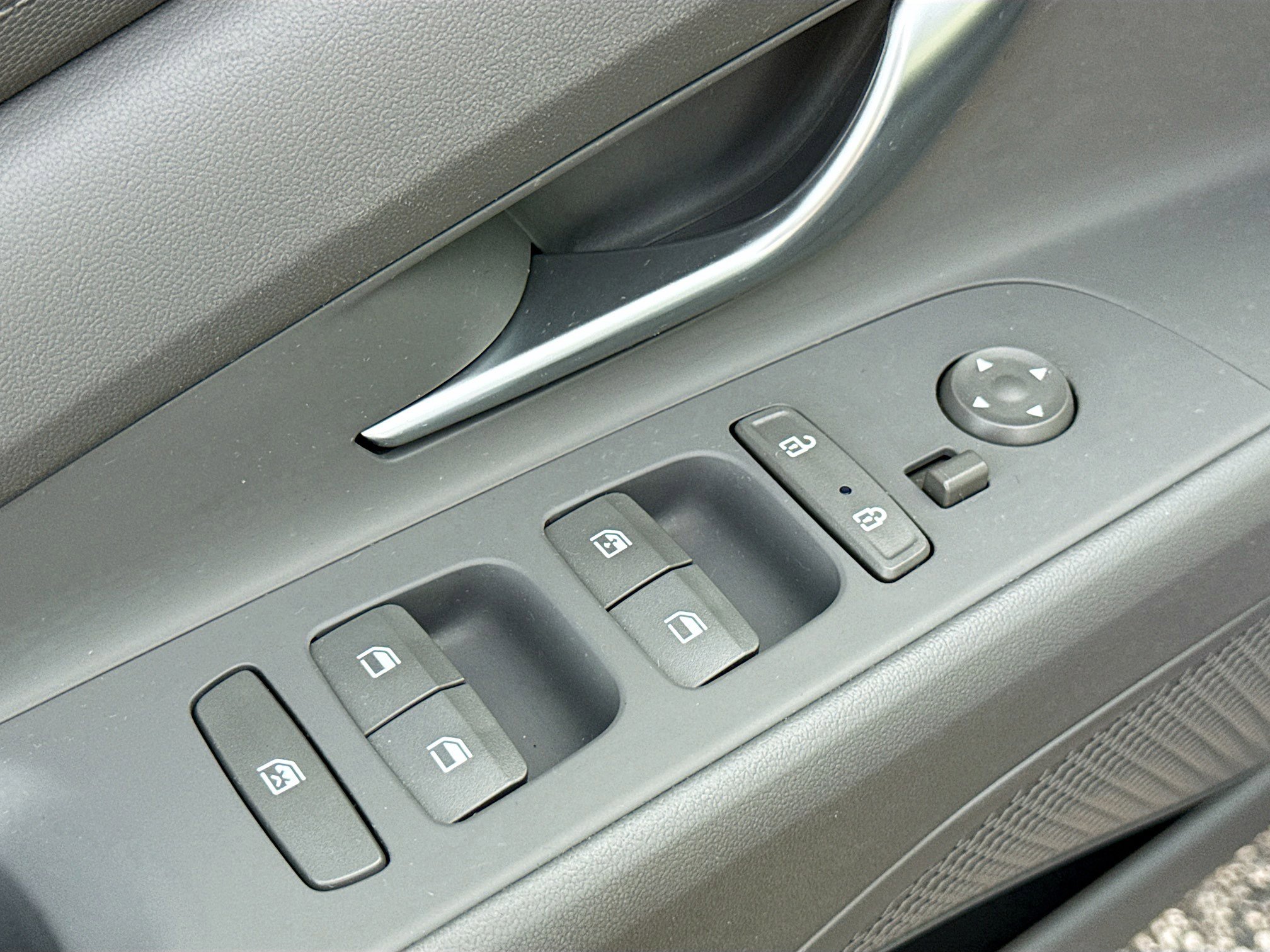 Certified 2023 Hyundai Elantra SEL image 7