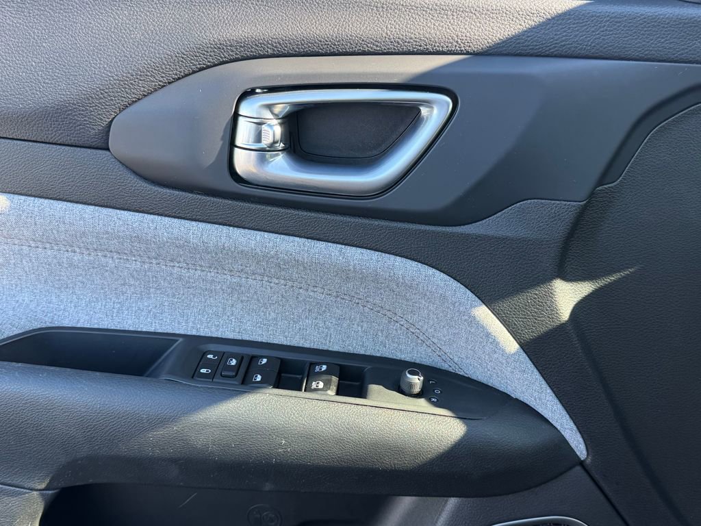 Used 2023 Jeep Compass Latitude image 20