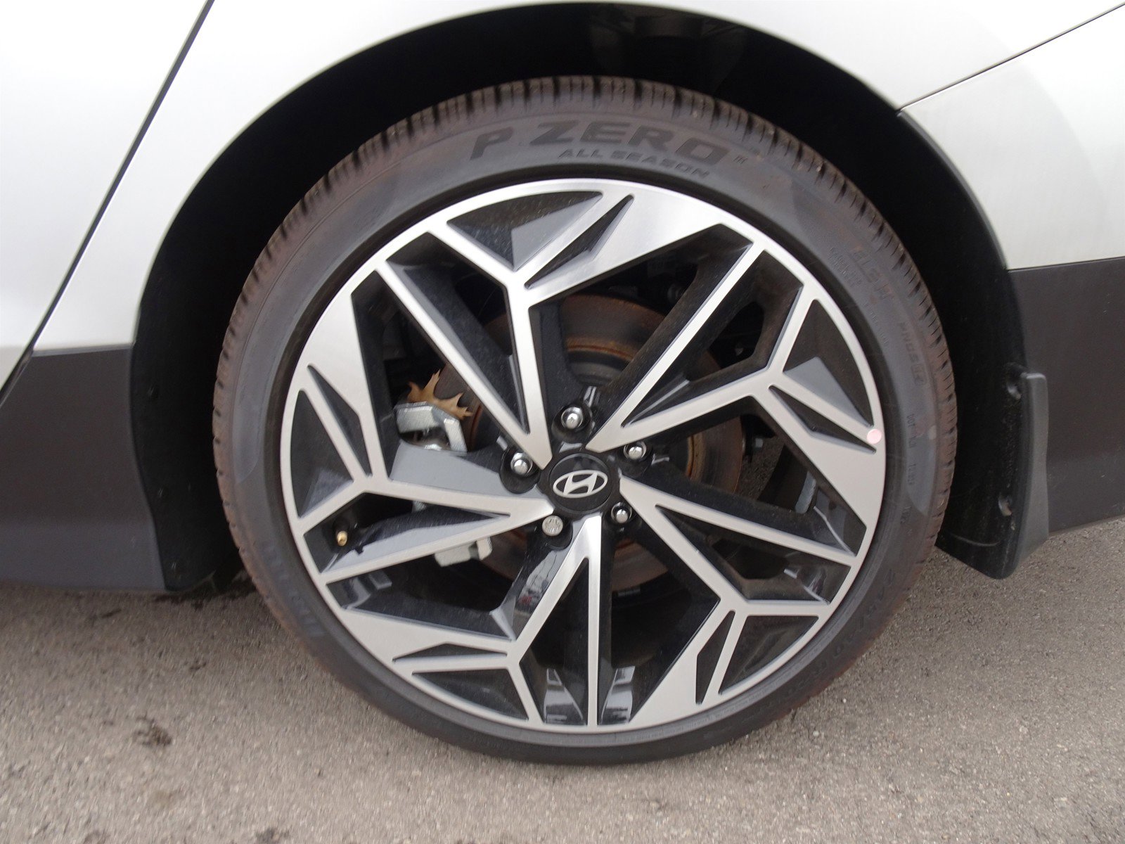 New 2024 Hyundai Ioniq 6 SEL image 8