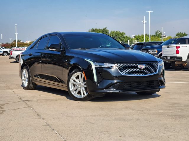 Used 2020 Cadillac CT4 Luxury w/ Sun And Sound Package RWD image 2